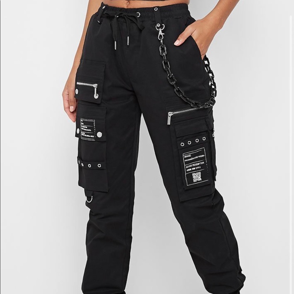 Cargo Pants with chain!